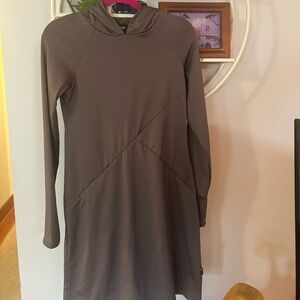 Betabrand Women’s Small S Red Eye Hooded Gray Long Sleeve Travel Shift Dress